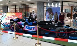 400 bin 'lego' parçasıyla yapılan Formula 1 aracı Ankara'da sergileniyor