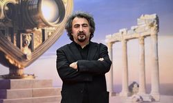 Altın Portakal ödüllü yönetmen dünyayı çocukların gözünden yansıtıyor