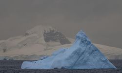 Antarktika'daki Hektoria Buzulu'nun 2 ayda 8 kilometreden fazla geri çekildiği ortaya çıktı