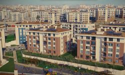 Bakan Kurum'dan deprem bölgesinde yapımı tamamlanan 350 bininci konuta ilişkin paylaşım