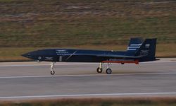 Bayraktar KIZILELMA'dan milli donanımlarla gövde gösterisi