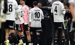 Beşiktaşlı futbolcu Orkun Kökçü derbideki kırmızı kartın üzüntüsünü yaşıyor