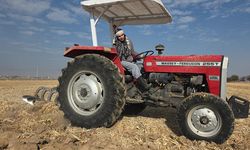 Çiftçi babanın en büyük destekçisi kızı oldu