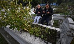 Düzce Depremi'nde yarım kalan hayatların acıları 26 yıldır tazeliğini koruyor