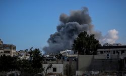 İsrail, Gazze'de ateşkesi yeni saldırılarla bir kez daha ihlal etti