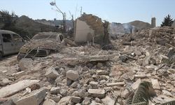 İsrail ordusu, Lübnan'ın güneyinde çok sayıda binayı yıktı