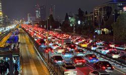 İstanbul'da akşam saatlerinde trafik yoğunluğu yüzde 90'a çıktı