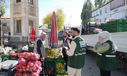 Köy köy dolaşan Yeşilay gönüllüleri bağımlılıkla mücadele bilinci aşılıyor