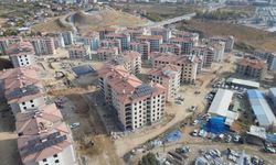 Malatya'nın Battalgazi ilçesinde deprem konutları ve iş yerlerinde sona yaklaşıldı