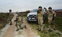 Türk askeri, Kosova'da devriye faaliyetlerine devam ediyor