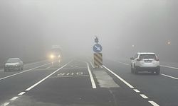 D-100 kara yolunun Bolu Dağı geçişinde sis etkili oldu