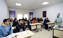 Van'da engelli üniversite öğrencileri farklı alanlardaki kurslarla hayata hazırlanıyor