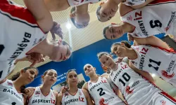 Başkent İz Kadınları yarı finalde