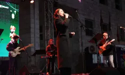 Bursa Nilüfer'de 'Ezginin Günlüğü' ile unutulmaz gece