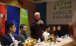 Bursa'da Başkan Bozbey gençlere sahurda buluştu