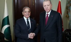 Cumhurbaşkanı Erdoğan, Şahbaz Şerif'le görüştü.. Erdoğan'ın barış diplomasisi sürüyor