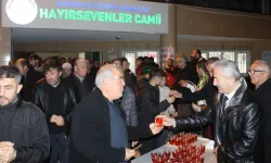 İzmit Belediyesi'nden Alikahya'da teravih ikramı