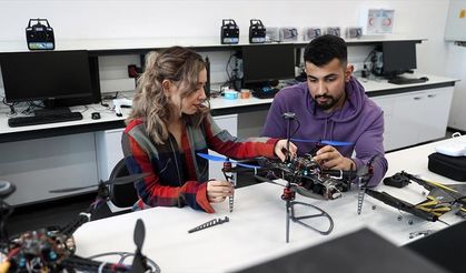 Öğrenciler üretecekleri İHA'ları uçurma deneyimini yaşayacak