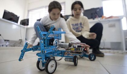 Tunceli'de öğrenciler robotik kodlamayla hayatı kolaylaştıracak projeler üretiyor