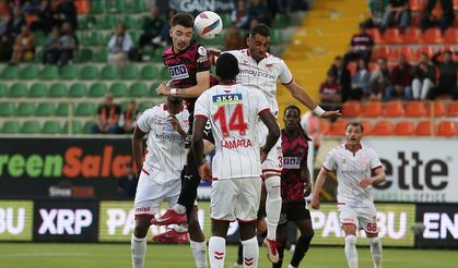 Alanyaspor sahasında Sivasspor'u 2-0 yendi