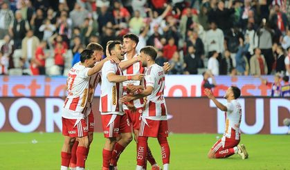 Antalyaspor, Süper Lig'de yarın Kayserispor'a konuk olacak