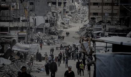 Dünyaca ünlü sanatçılar İsrail'in Gazze'deki soykırımını kınadı