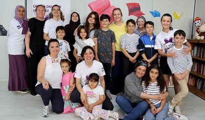 Farklı illerden anneler depremde öksüz kalan çocukları sevindirmek için Hatay'da buluştu