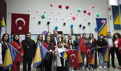 İstanbul ve Saraybosnalı öğrenciler, "kardeş okul" projesinde buluştu