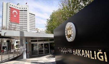 Türkiye, Pakistan ile Hindistan arasında ateşkes ilan edilmesinden memnun olduğunu bildirdi