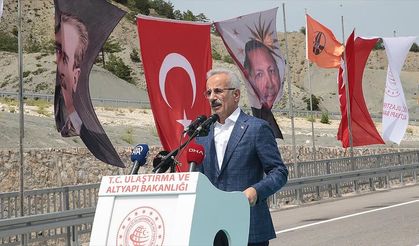 Ulaştırma ve Altyapı Bakanı Uraloğlu: Orta Anadolu Otoyolu'nu inşa etmeyi planlıyoruz