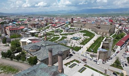 Açık hava müzesini andıran Erzurum, yaz aylarında da turistlerin rotasında