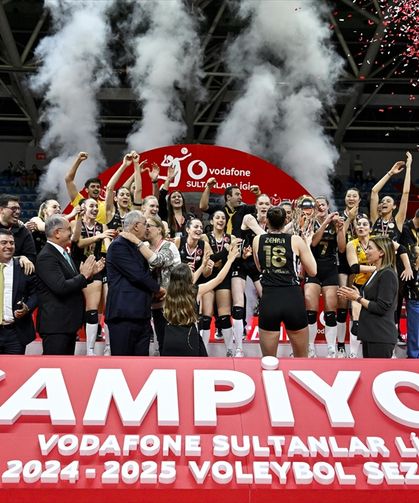 Vodafone Sultanlar Ligi'nde şampiyon VakıfBank