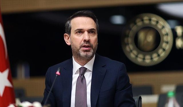 Bakan Bayraktar, EÜAŞ ve TEİAŞ'a toplam 1036 personel alınacağını duyurdu