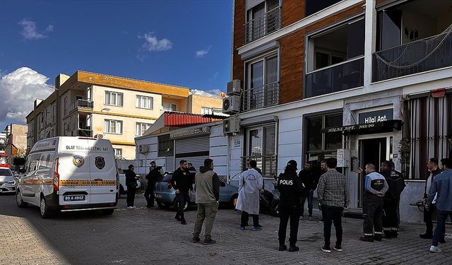 Aydın'da evinde çıkan yangında eşi ve 2 çocuğu ölen itfaiye eri gözaltına alındı