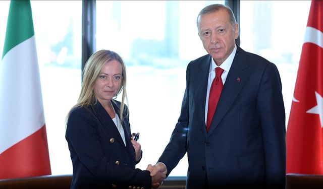 Cumhurbaşkanı Erdoğan, İtalya Başbakanı Meloni ile telefonda görüştü