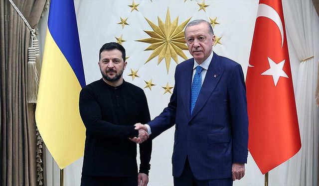 Cumhurbaşkanı Erdoğan, Ukrayna Devlet Başkanı Zelenskiy ile telefonda görüştü