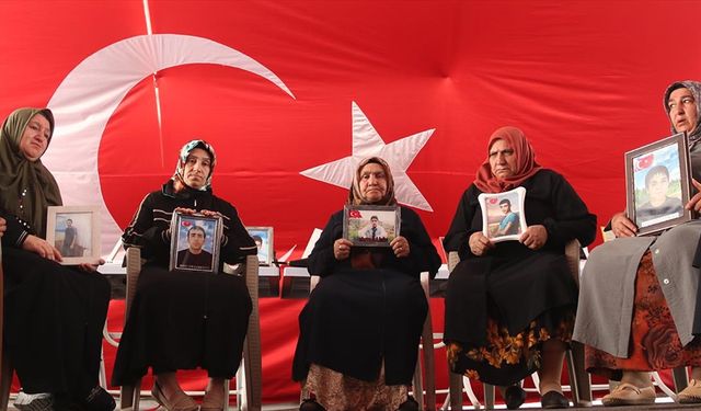 Diyarbakır anneleri evlatlarına kavuşmak istiyor