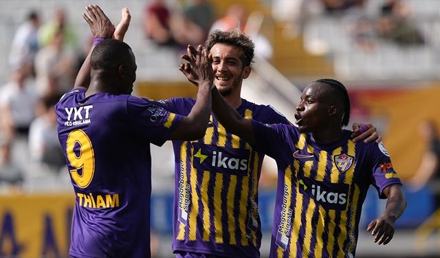 Eyüpspor, sahasında Antalyaspor'u 2-1 yendi