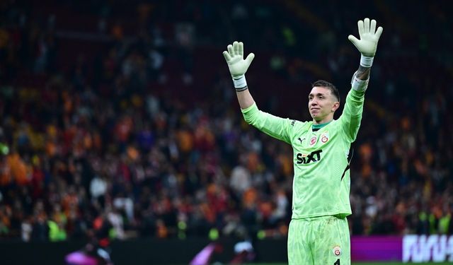 Galatasaray kaptanı Muslera'nın gözü Bülent Korkmaz'ın rekorunda
