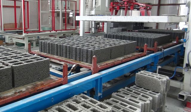 İnşaat malzemesi sanayi üretimi şubatta yüzde 3 azaldı