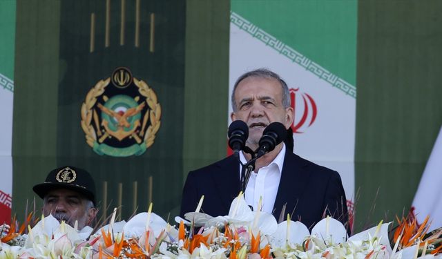 İran Cumhurbaşkanı: ABD ile anlaşma konusunda ciddiyiz ama nükleer programı tamamen sonlandırmayız