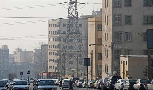 İran’ın Erdebil eyaletinde enerji tasarrufu için perşembe günleri devlet daireleri tatil edildi