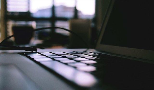 İspanya'da Telefonica şirketindeki arıza bazı bölgelerde sabit telefon hizmeti ve interneti bir süre kesti