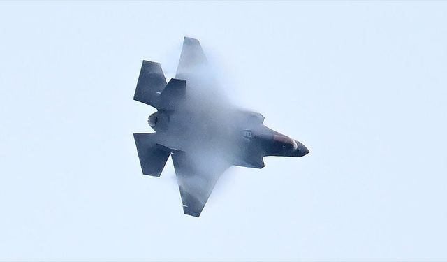 İsrail Ordu Radyosu, ABD'nin Türkiye'ye F-35 teslim etme ihtimalinden İsrail'in endişeli olduğunu belirtti