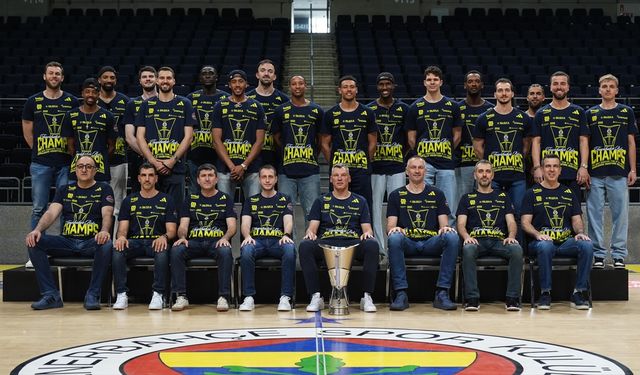THY Avrupa Ligi şampiyonu Fenerbahçe Beko, basın mensuplarıyla bir araya geldi