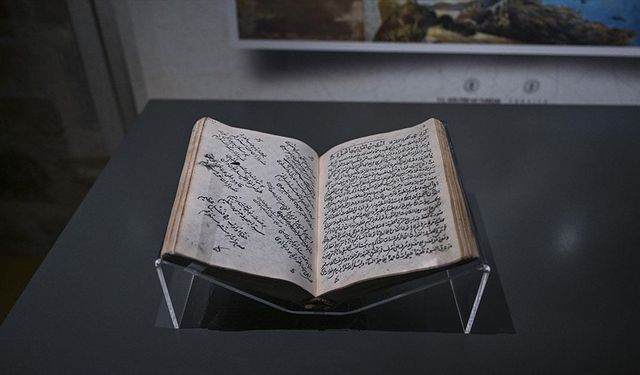 "Yol ve Yad: Hac Yolculuğunun Yazılı Hafızası" sergisi, Rami Kütüphanesi'nde açıldı