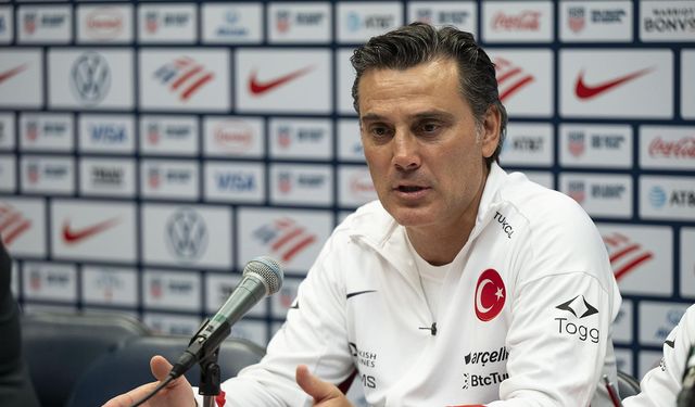 A Milli Futbol Takımı Teknik Direktörü Montella: Buradayız seneye de burada olmak istiyoruz