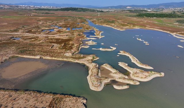 Bahar yağışı alamayan İzmir'de barajlar tehlike sinyalleri veriyor