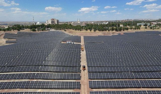 Diyarbakır'da üniversitenin atıl arazilerine GES kuruluyor