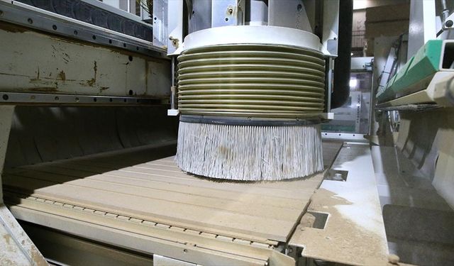 Güneşten elektrik, talaştan ısıyla fabrikasının enerji maliyetini sıfırladı